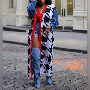 Houndstooth knit cardigan with denim sleeve